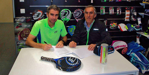 Raúl Díaz prorroga un año más su colaboración con Bullpadel