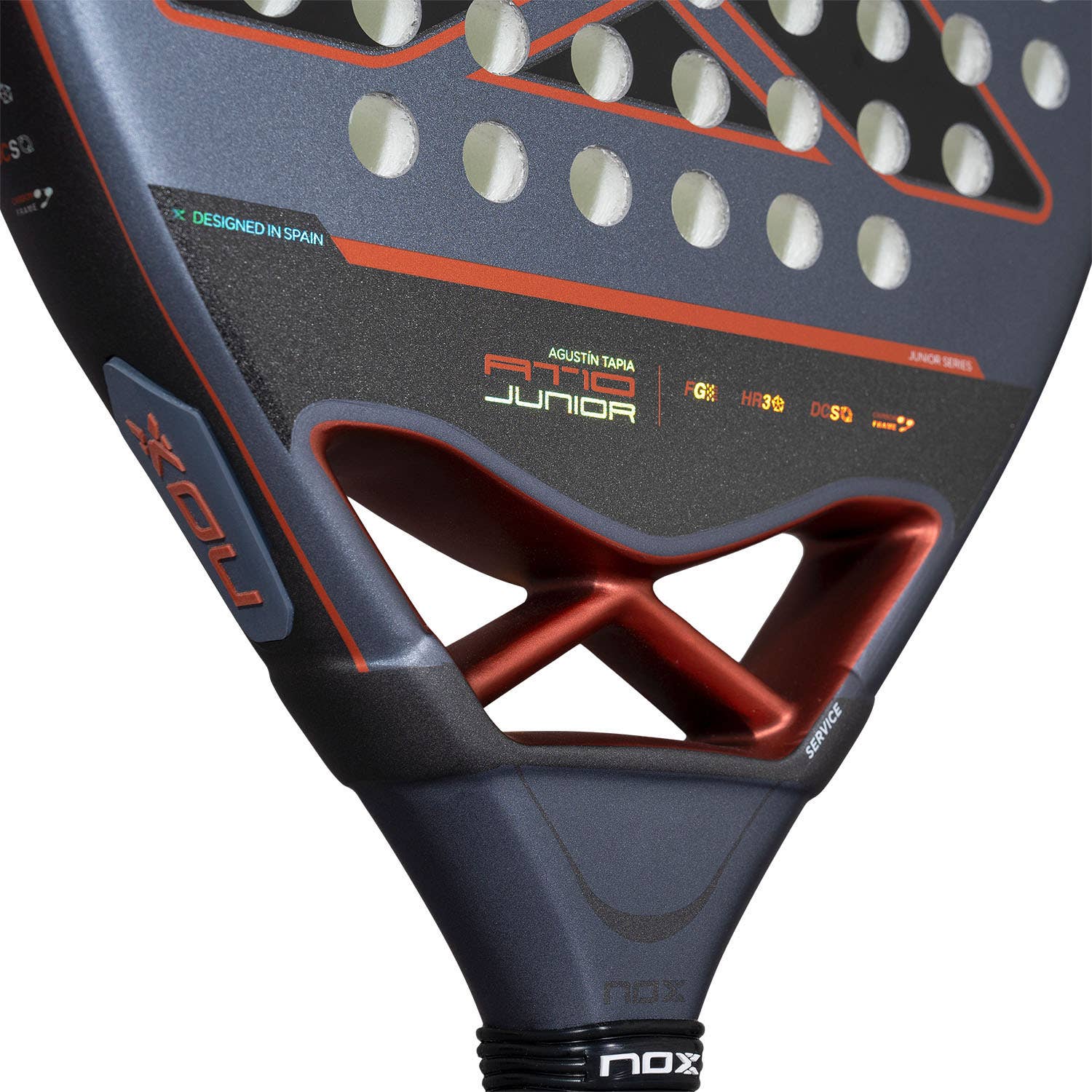 NOX  AT10 GENIUS JR BY AGUSTIN TAPIA