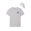 CAMISETA Y GORRA LACOSTE DJOKOVIC FAN PACK GRIS