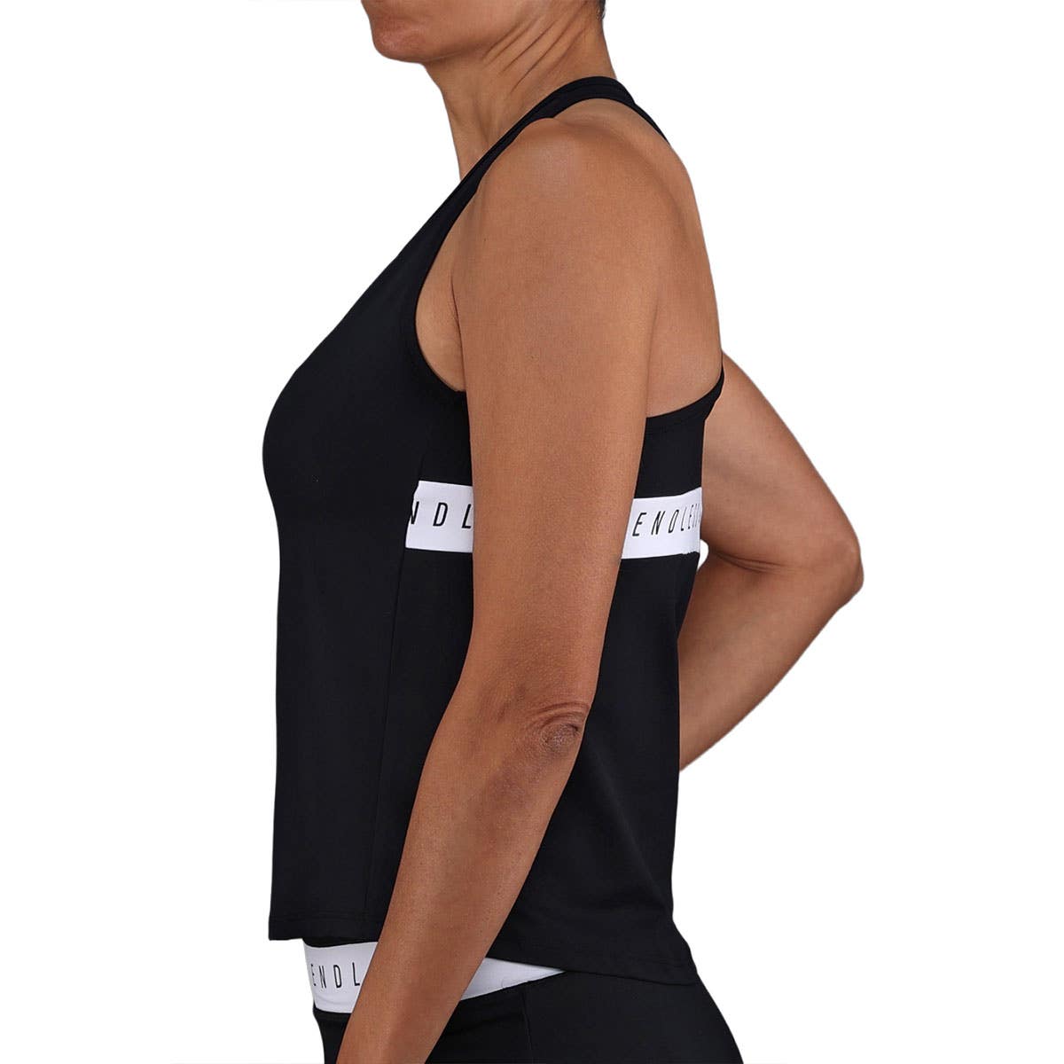 CAMISETA ENDLESS ALLURE MUJER NEGRO
