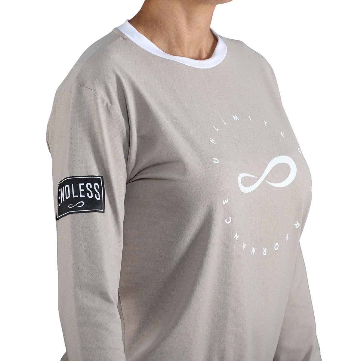 SUDADERA ENDLESS INNER TECH MUJER GRIS
