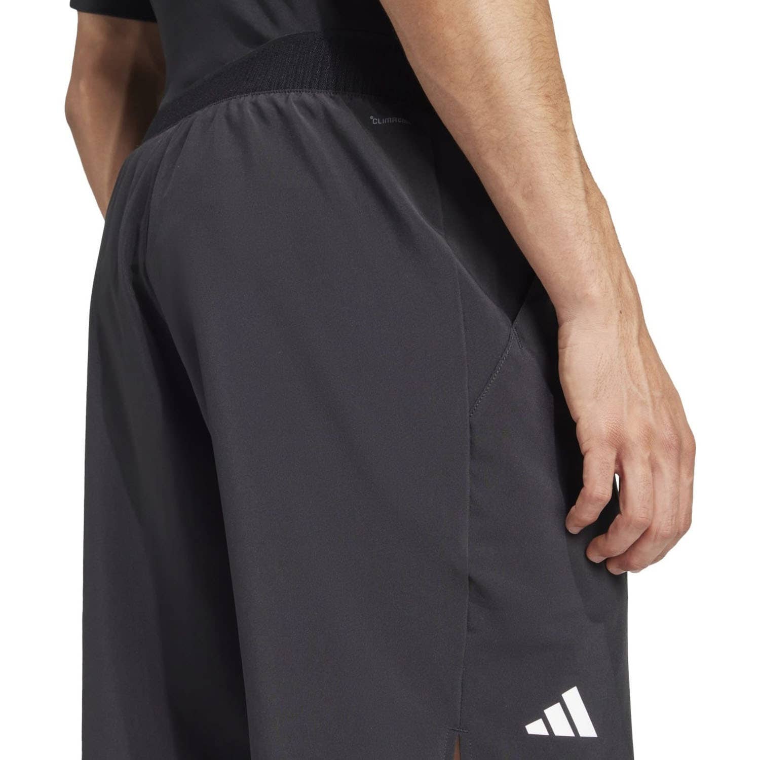 SHORT ADIDAS CLUB 9 INCH SW NEGRO