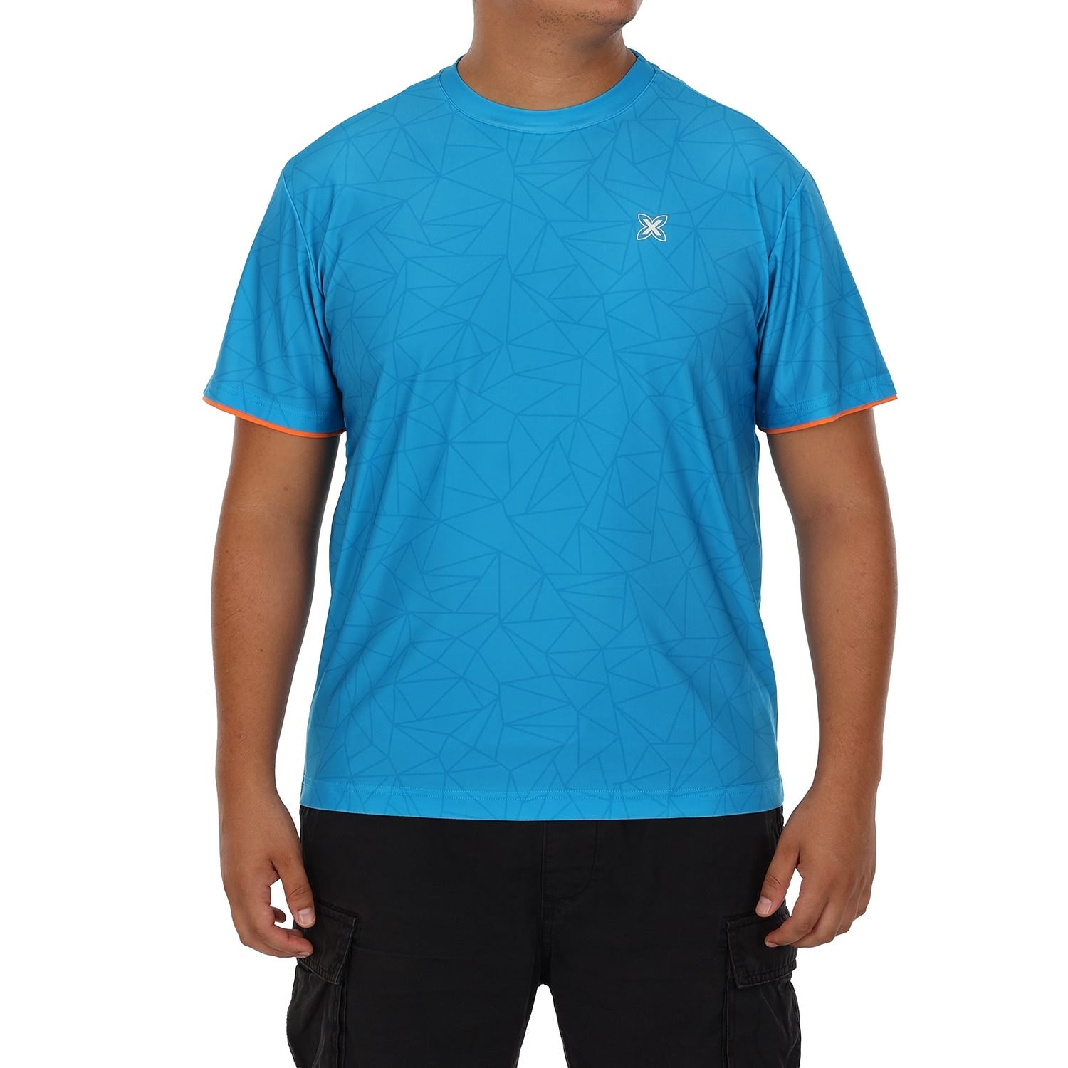 Descubre la Camiseta de Munich, una pieza que redefine el concepto de Premium. 