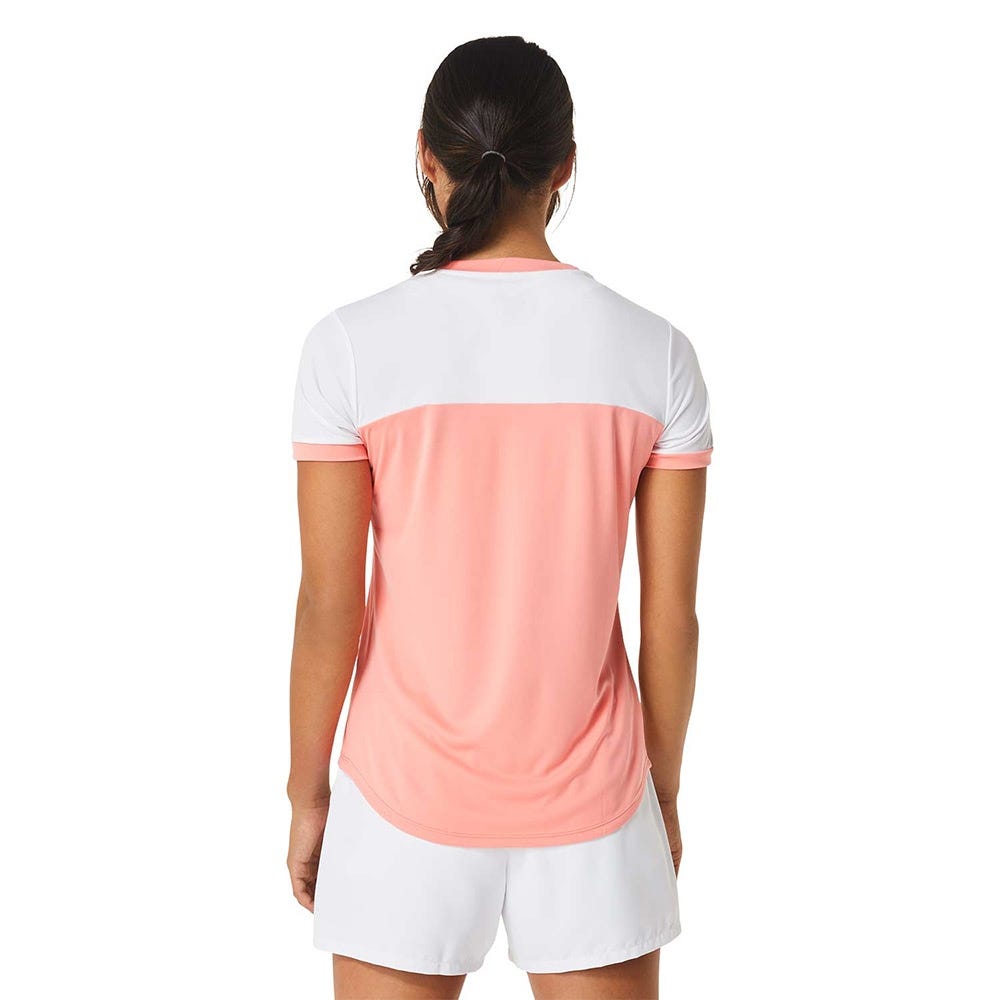 CAMISETA ASICS WOMEN COURT SS TOP 2042A262 MUJER CORAL