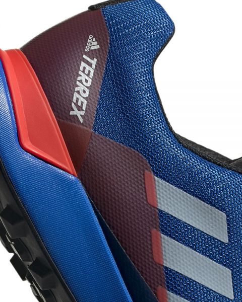 tenis adidas azul con rojo